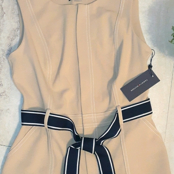 Tommy Hilfiger sleeveless scuba crepe front zipper - Picture 3 of 8